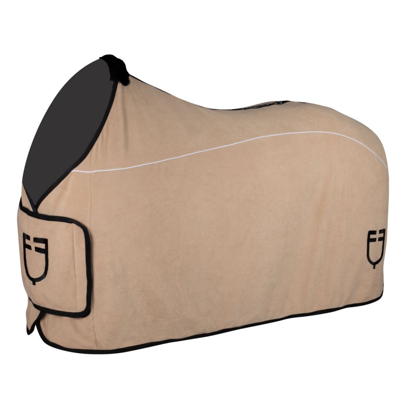 0040258_coperta-in-pile-con-chiusura-frontale-con-flap.jpeg