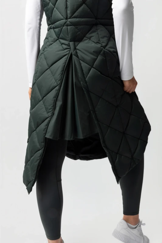 Długi ocieplany bezrękawnik jeździecki4.webp