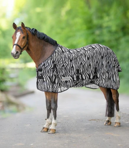 Waldhausen Derka przeciw owadom Zebra z klapą na brzuch i ogon  roz 145 24 h 